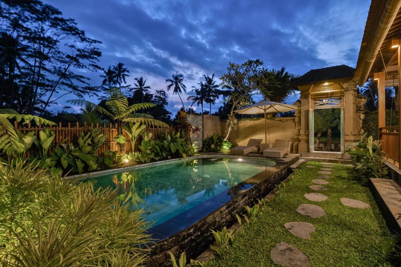 Ratni Ubud Villa Екстер'єр фото